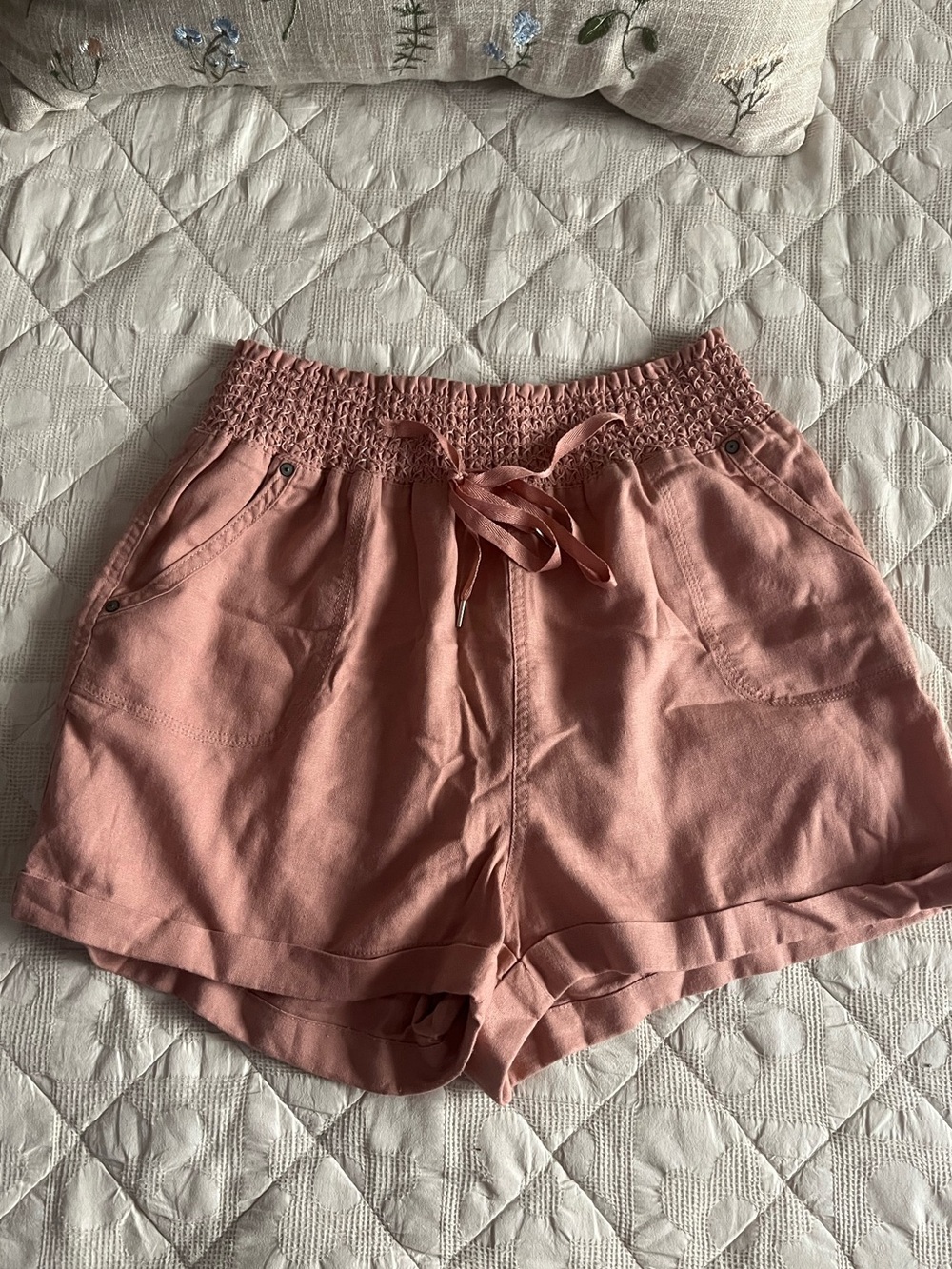 Last Chance❗️ Mauve Pink Women's Smocked Waist Casual Shorts Size XL / 12 - Picture 2 of 5